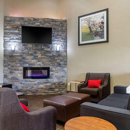 Comfort Suites Danville Exterior photo